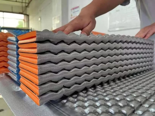 ซื้อส่ง ขายกลางแจ้ง พับกันคลื่น Mat คูชั่น IXPE หม้อ Mat สําหรับการเดินปั่น แคมป์ พิกนิค